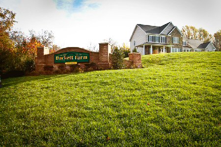 Duckett Farm Sign